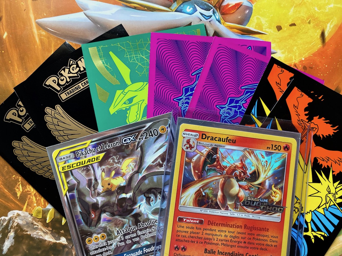 Comment protéger ses cartes Pokémon ? Sleeves ou Top loader