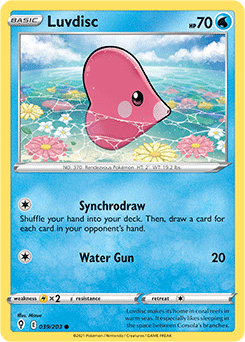 Common Pokémon card Luvdisc 39/203 from Evolving Skies expansion